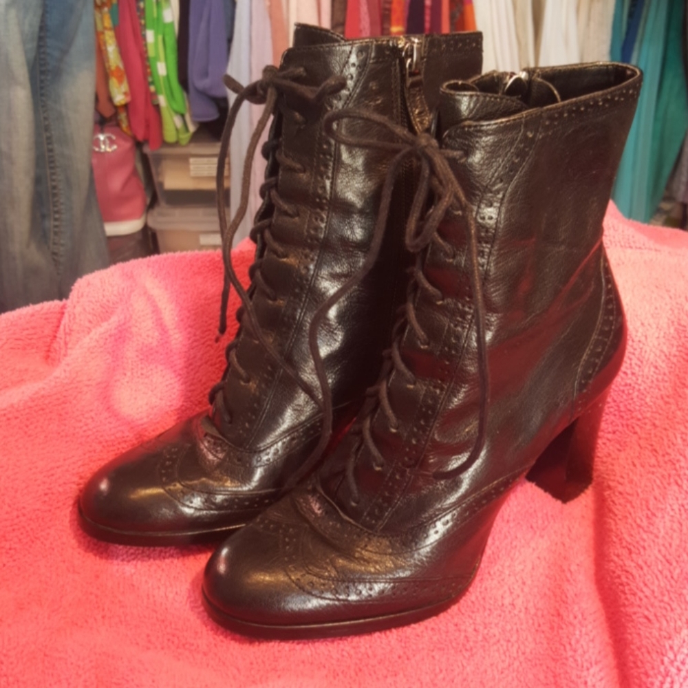 JOAN & DAVID ♡ CIRCA (C Jaggie) Soft Black Italian Leather Heeled Boots 5.5